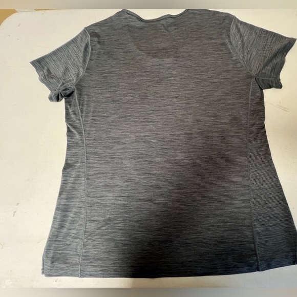 PATAGONIA CAPILENE COOL LIGHTWEIGHT LADIES SHORT SLEEVE SHIRT SIZE XL
GRAY TONES - Picture 6 of 12
